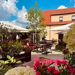 Landgasthof Zur Sonne בית הארחה דילינגן אן דר דונאו
